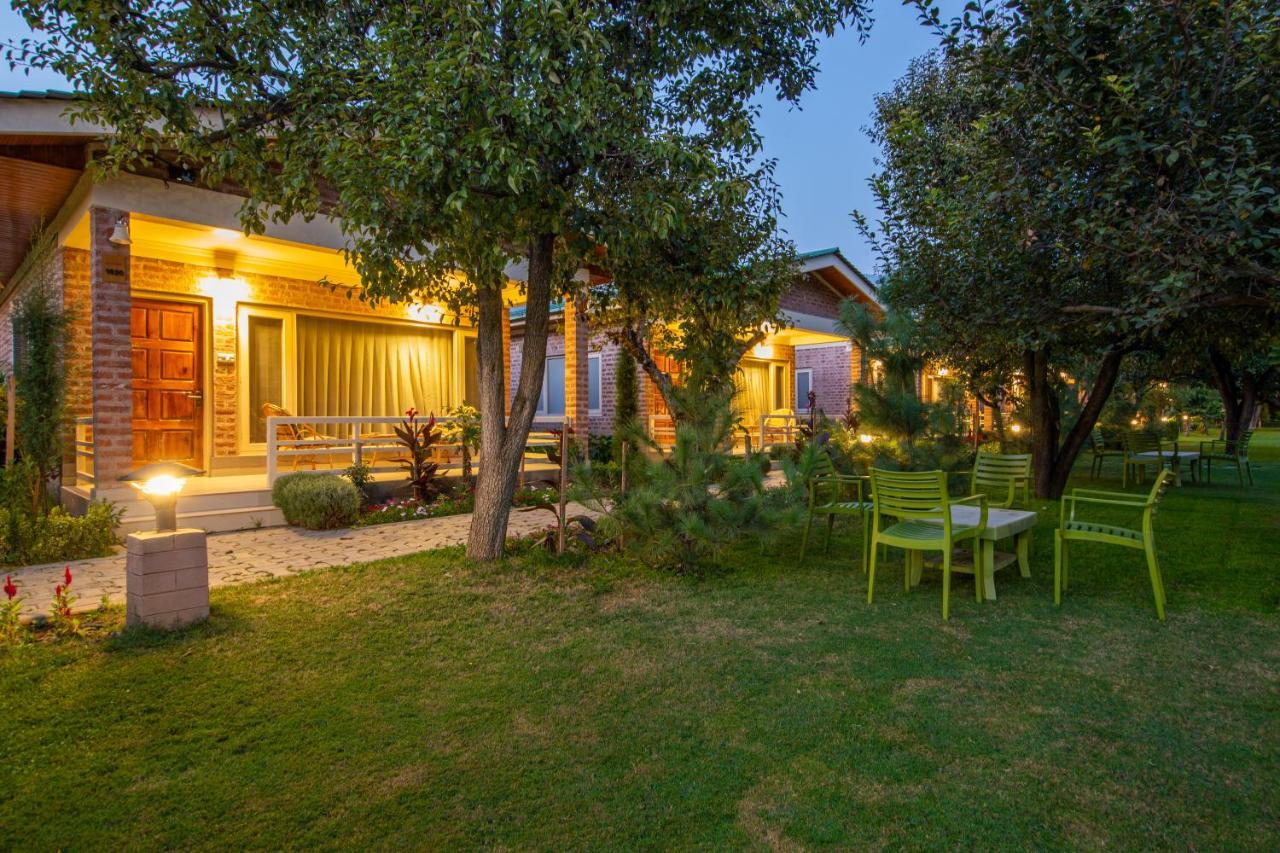 The Orchard Retreat & Spa Srīnagar Exterior foto
